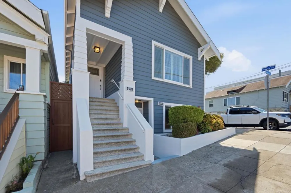 499 Evergreen Avenue Daly City, CA 94014