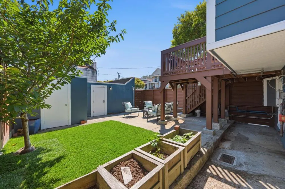 499 Evergreen Avenue Daly City, CA 94014