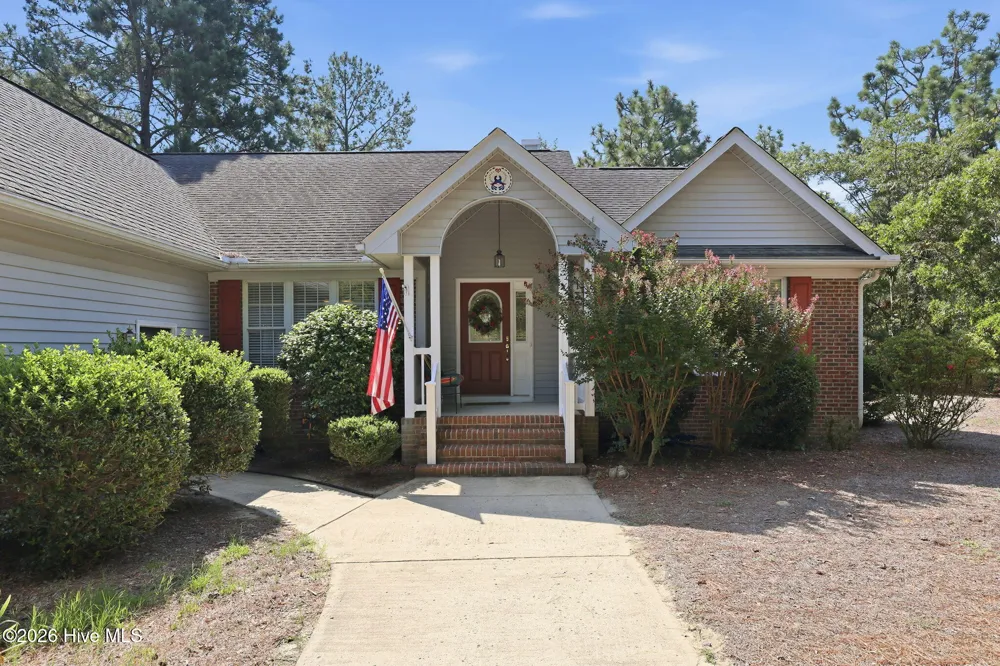 137 Winsford Circle West End, NC 27376