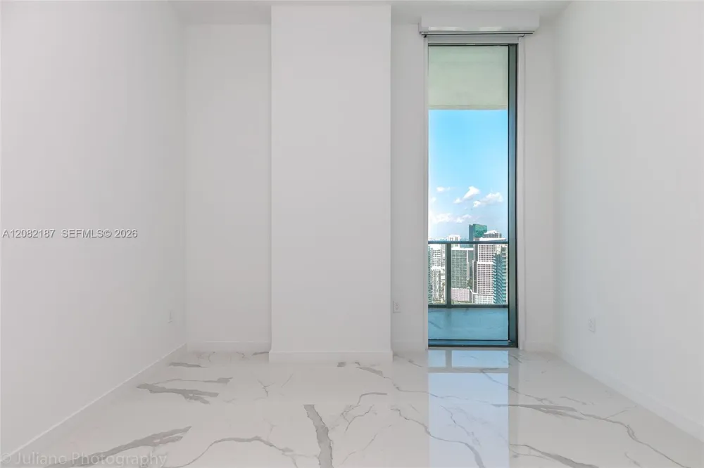 1300 S Miami Ave #PH5101 Miami, FL 33130