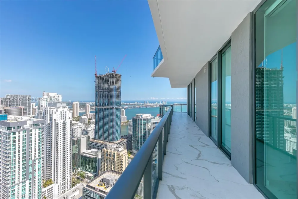 1300 S Miami Ave #PH5101 Miami, FL 33130