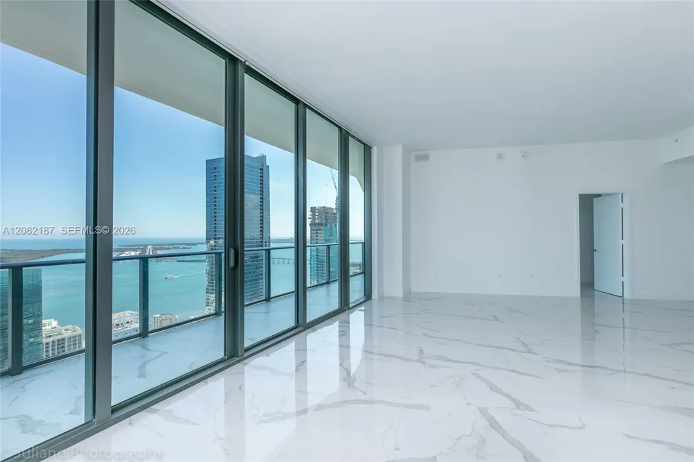 1300 S Miami Ave #PH5101 Miami, FL 33130