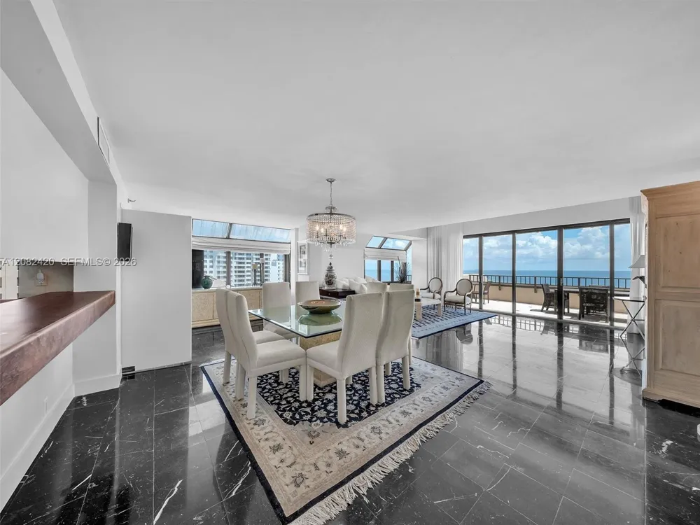 Address Not Shown Key Biscayne, FL 33149