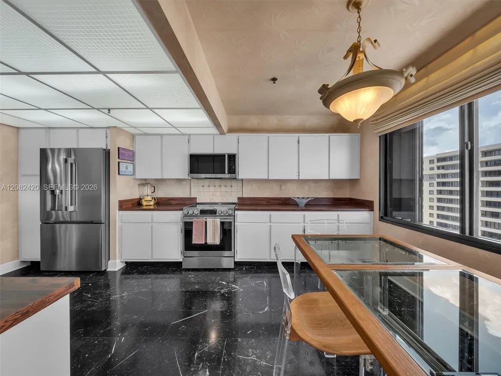 Address Not Shown Key Biscayne, FL 33149