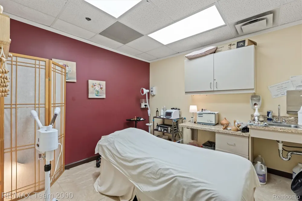 13530 Michigan Avenue #400 Dearborn City, MI 48126