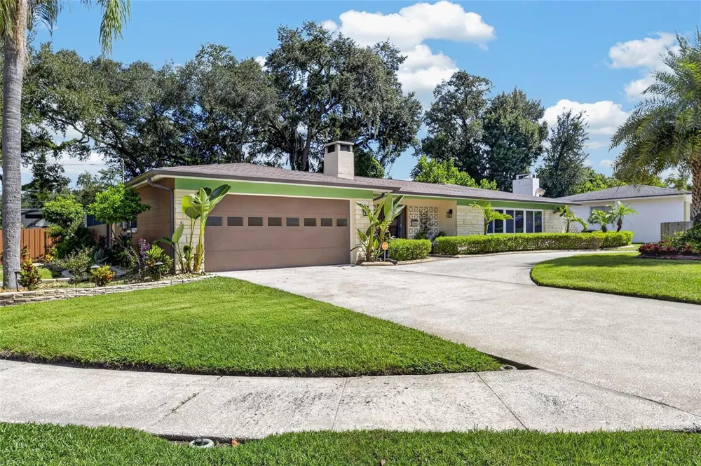 506 S LARRY CIRCLE Brandon, FL 33511