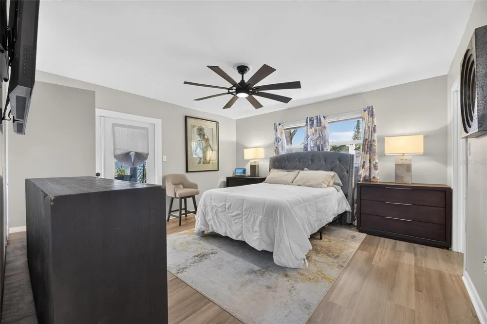 506 S LARRY CIRCLE Brandon, FL 33511