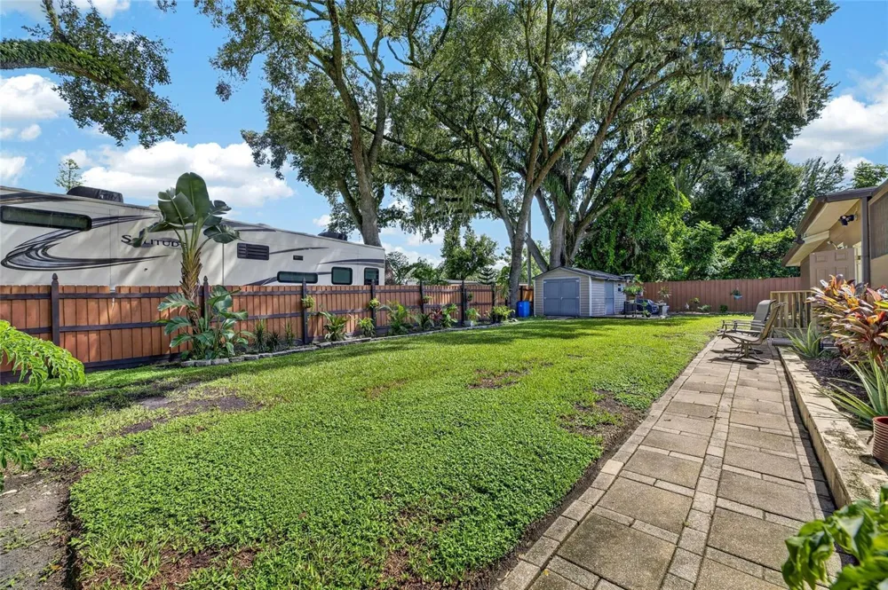 506 S LARRY CIRCLE Brandon, FL 33511