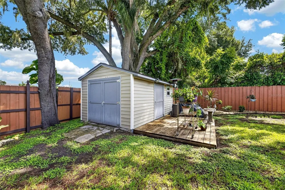 506 S LARRY CIRCLE Brandon, FL 33511