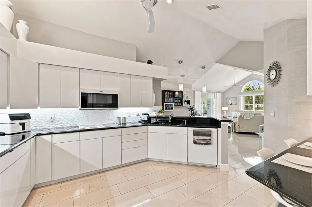 1131 GOLFVIEW WOODS DRIVE Ruskin, FL 33573