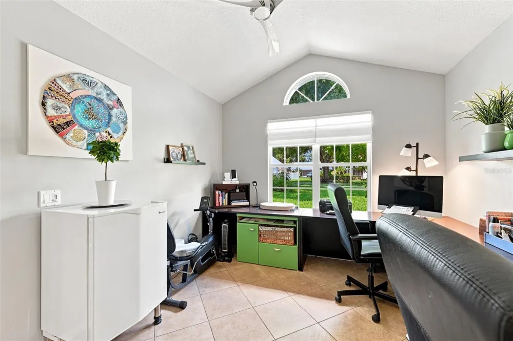 1131 GOLFVIEW WOODS DRIVE Ruskin, FL 33573
