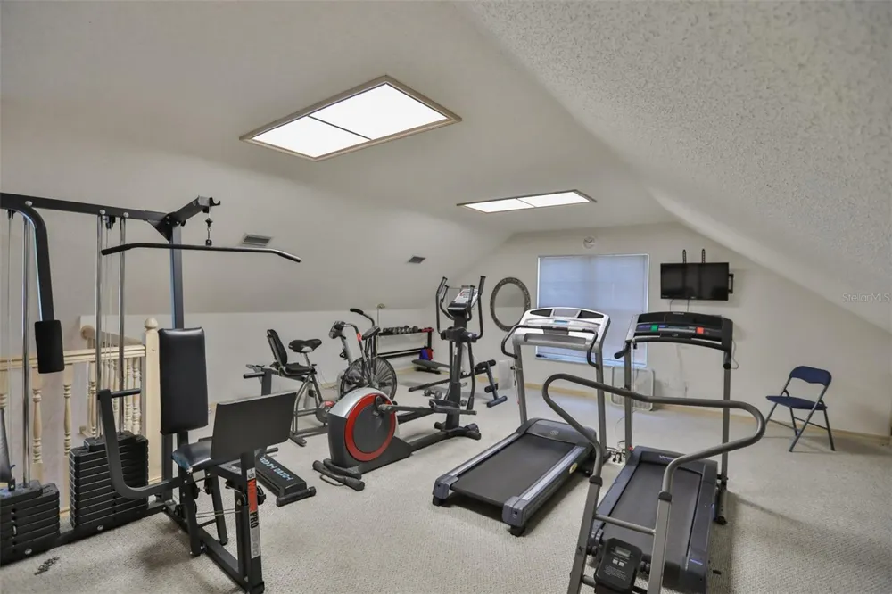 1131 GOLFVIEW WOODS DRIVE Ruskin, FL 33573