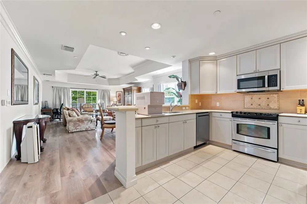 7600 CABANA COURT #304 Kissimmee, FL 34747