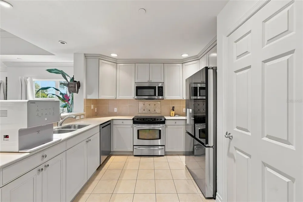 7600 CABANA COURT #304 Kissimmee, FL 34747