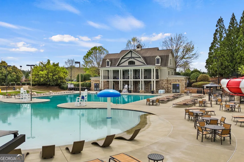 17 Snap Dragon LN Dallas, GA 30132