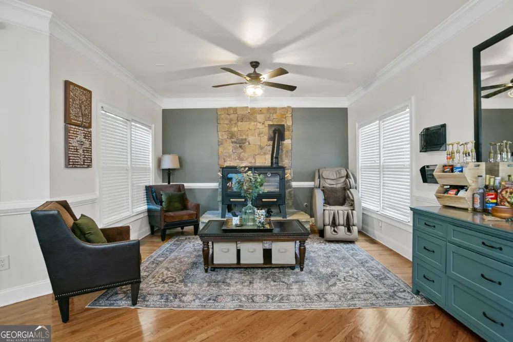 17 Snap Dragon LN Dallas, GA 30132