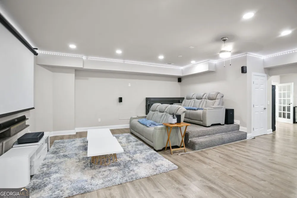 17 Snap Dragon LN Dallas, GA 30132