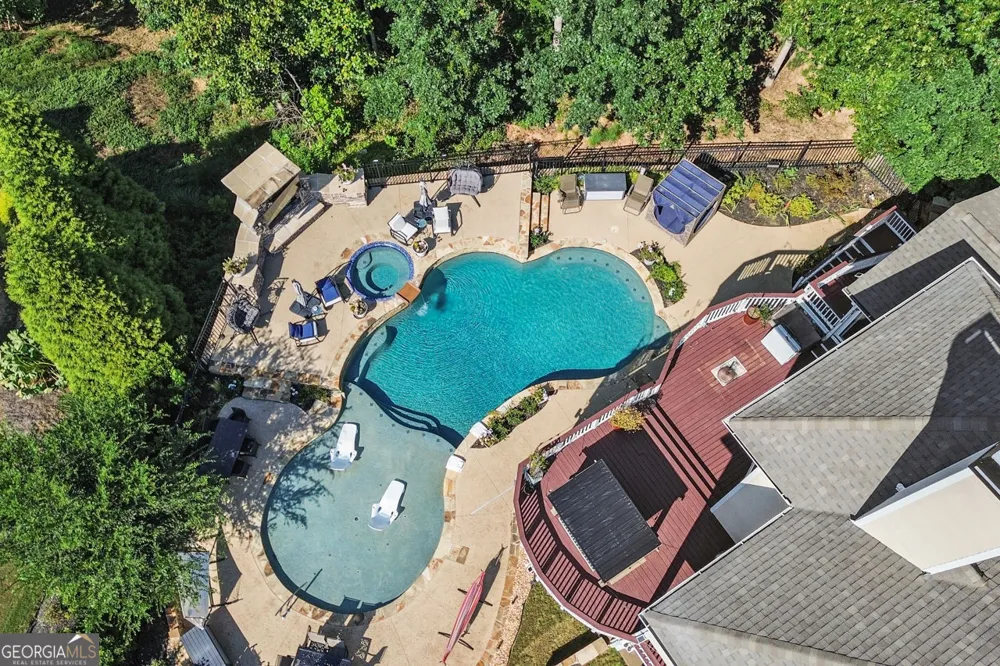17 Snap Dragon LN Dallas, GA 30132