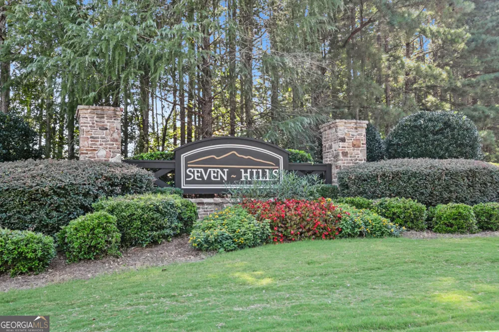 17 Snap Dragon LN Dallas, GA 30132