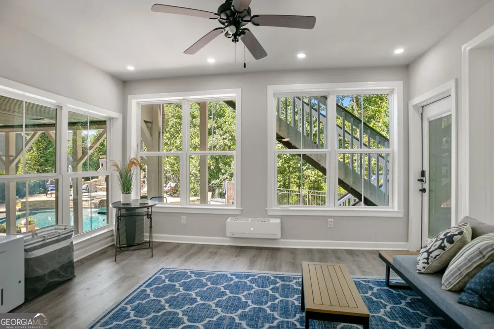 17 Snap Dragon LN Dallas, GA 30132
