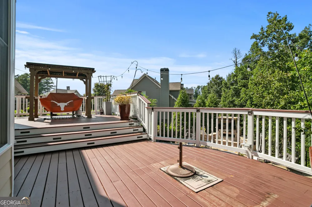 17 Snap Dragon LN Dallas, GA 30132
