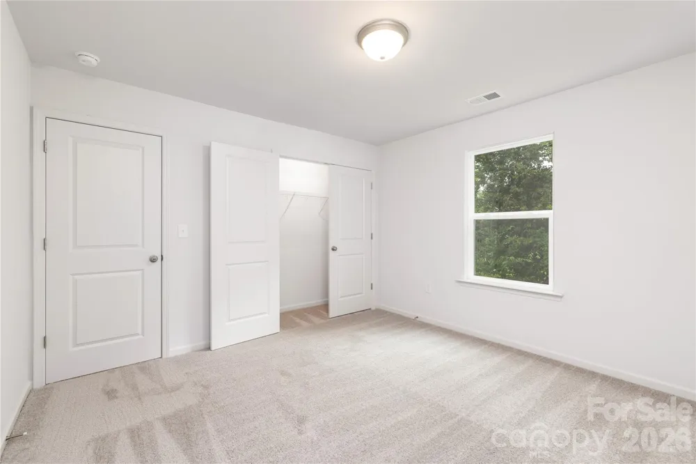 5035 San Francisco Circle Charlotte, NC 28216