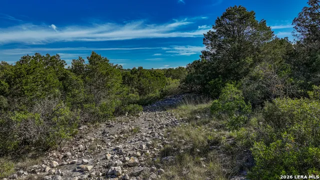 0 Deer Canyons Ranch East Rocksprings, TX 78880