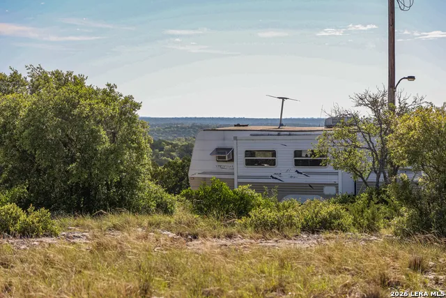 0 Deer Canyons Ranch East Rocksprings, TX 78880