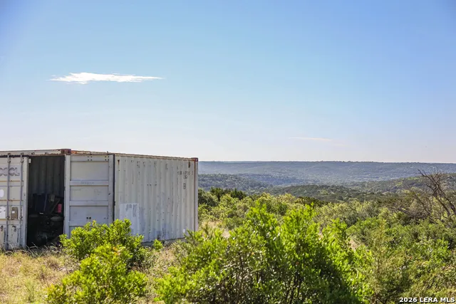 0 Deer Canyons Ranch East Rocksprings, TX 78880