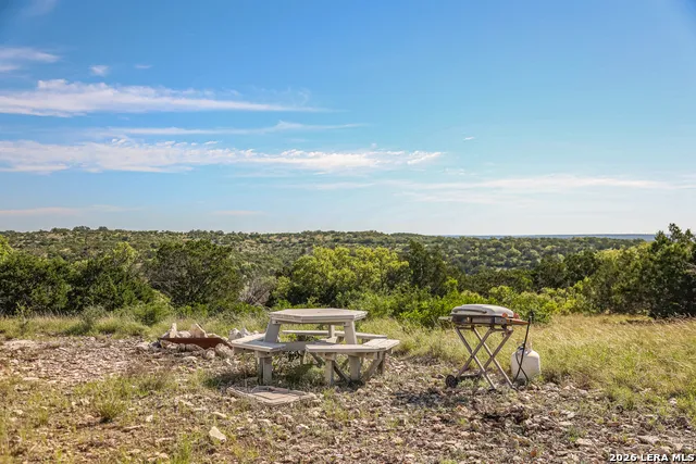 0 Deer Canyons Ranch East Rocksprings, TX 78880