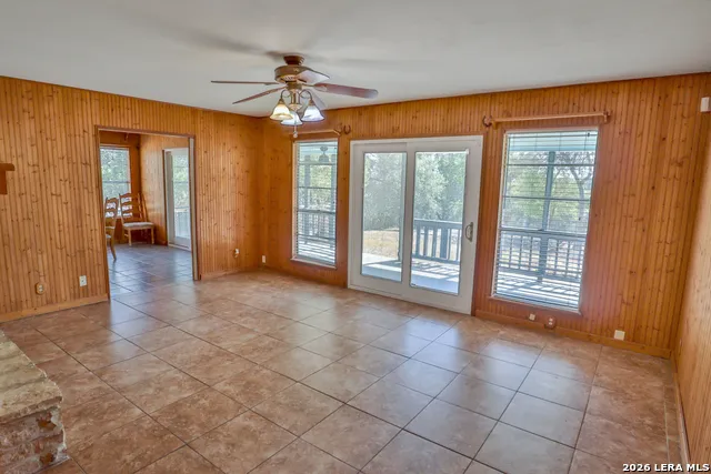 1204 LAKESIDE DR W Canyon Lake, TX 78133