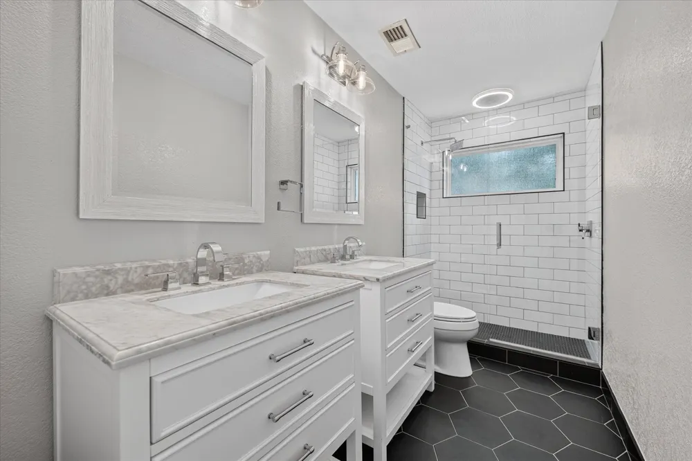 2417 Covington Drive Flower Mound, TX 75028