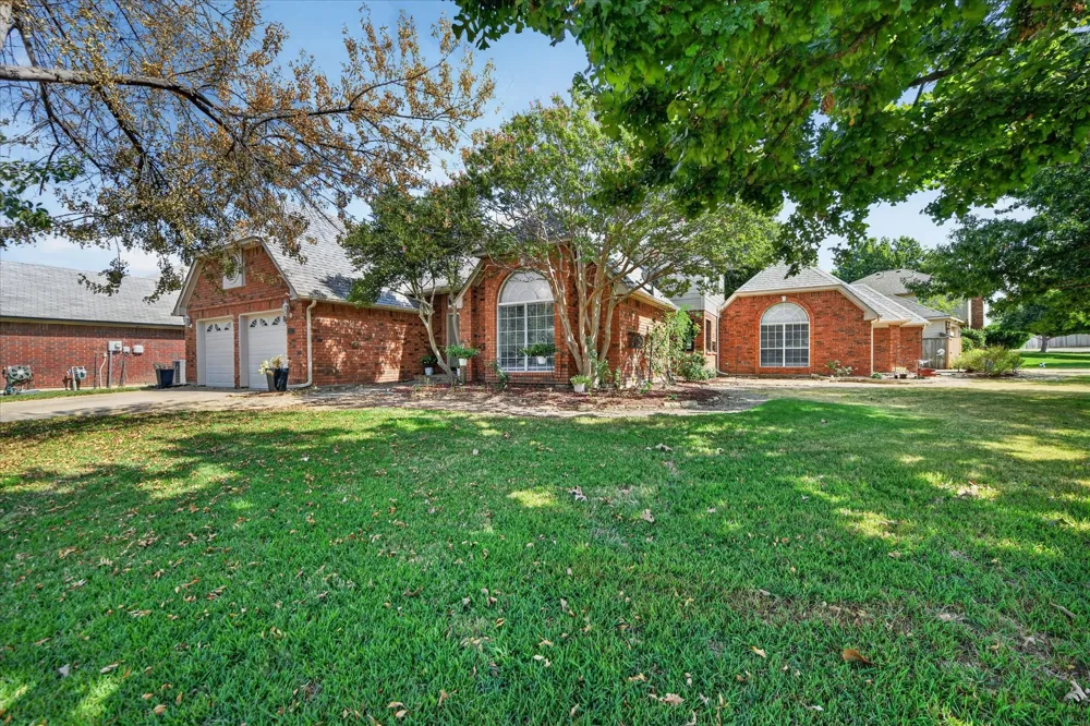 2417 Covington Drive Flower Mound, TX 75028