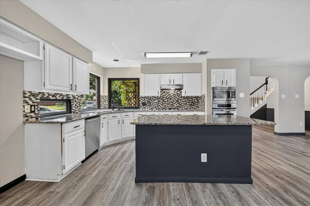2417 Covington Drive Flower Mound, TX 75028
