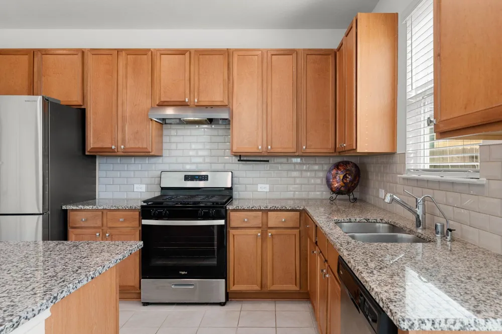 6739 Waterbuck Trace Richmond, TX 77406