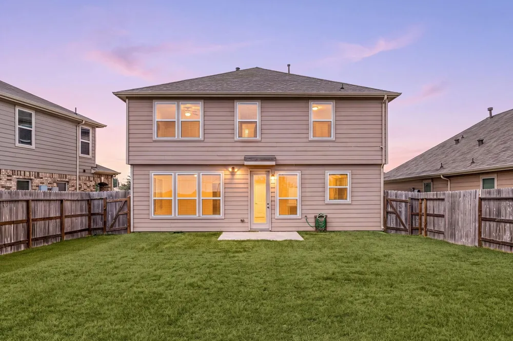 6739 Waterbuck Trace Richmond, TX 77406