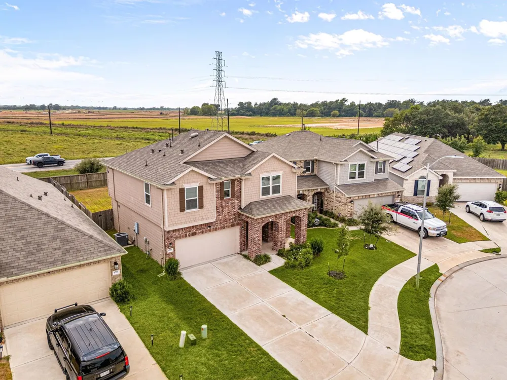 6739 Waterbuck Trace Richmond, TX 77406