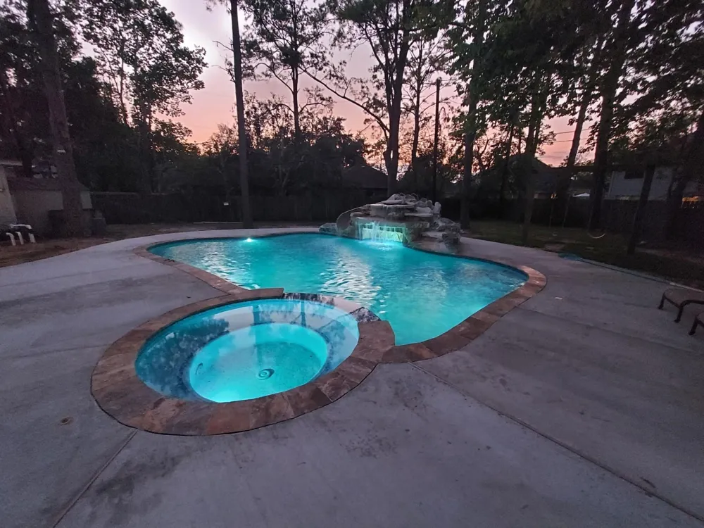 708 Bayou Crest Circle Dickinson, TX 77539