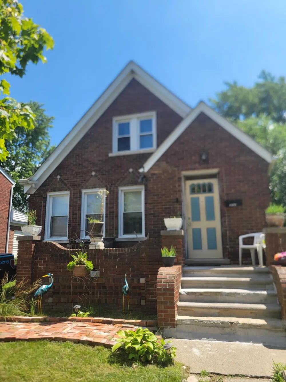 18690 Algonac Street Detroit, MI 48234