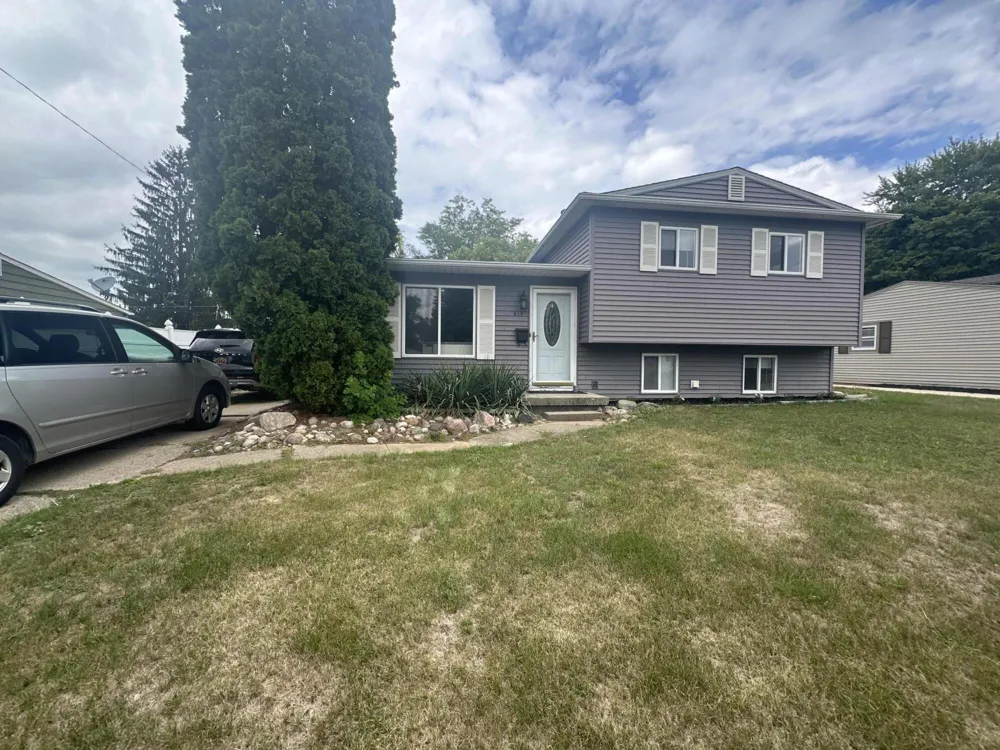517 Clarion Street Clio, MI 48420