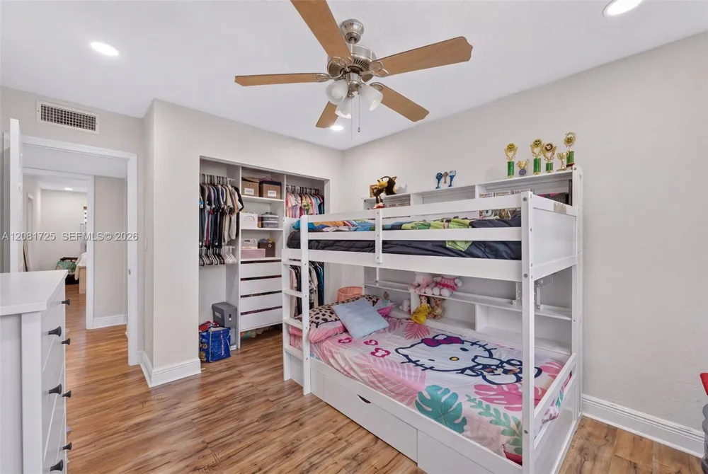 6965 W 2nd Way Hialeah, FL 33014