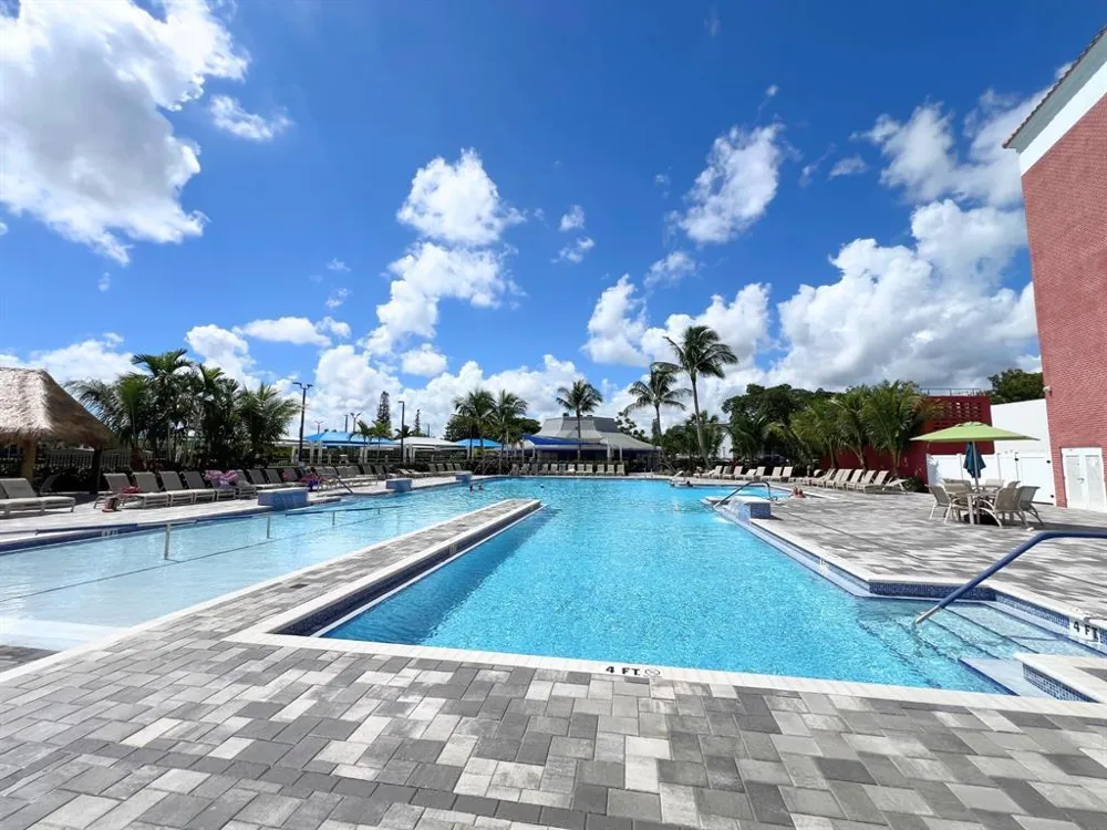 110 MARKHAM F #110 Deerfield Beach, FL 33442