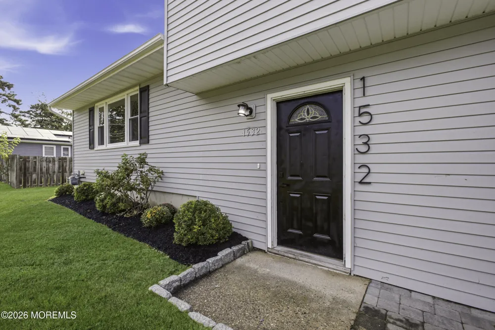1532 8th Avenue Toms River, NJ 08757