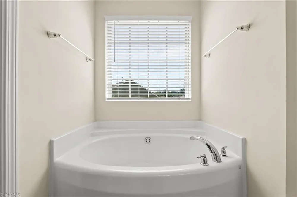 231 Unity Point Lane Kernersville, NC 27284