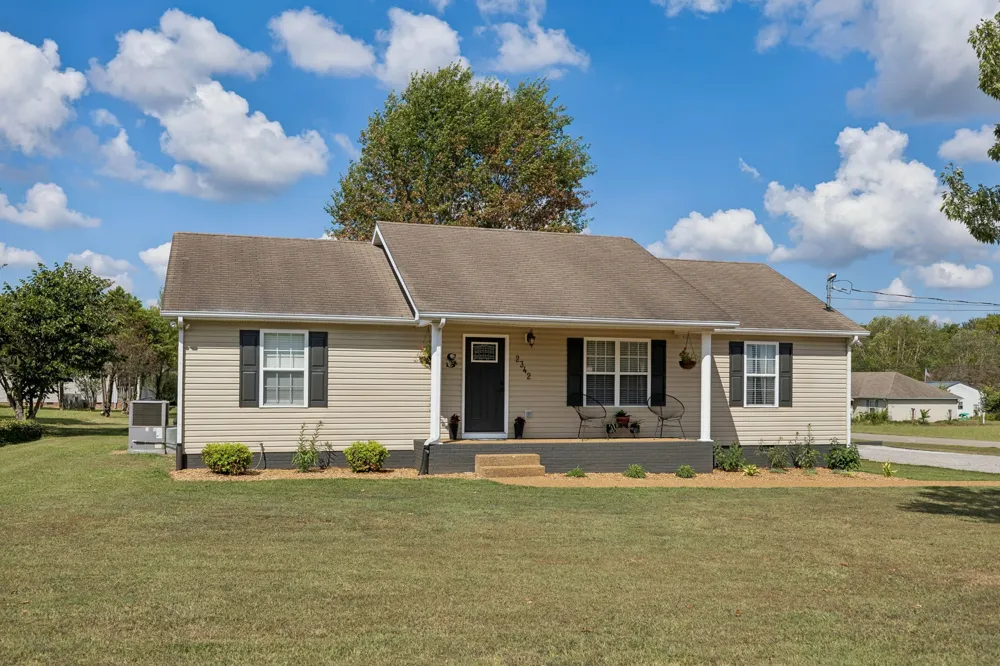 2342 Feedmill Rd Chapel Hill, TN 37034