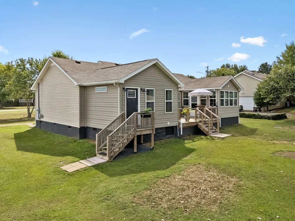 2342 Feedmill Rd Chapel Hill, TN 37034