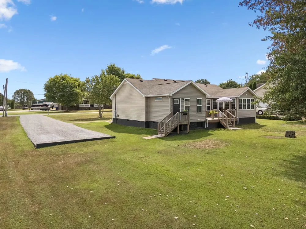 2342 Feedmill Rd Chapel Hill, TN 37034
