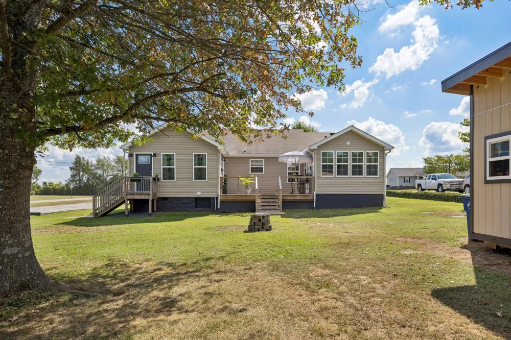 2342 Feedmill Rd Chapel Hill, TN 37034