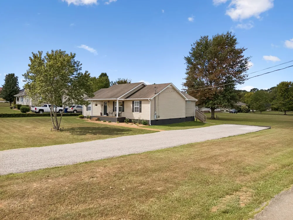 2342 Feedmill Rd Chapel Hill, TN 37034