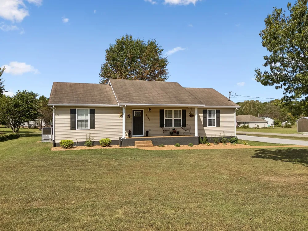 2342 Feedmill Rd Chapel Hill, TN 37034